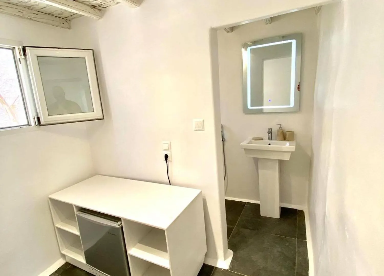 Mykonos Vibes Airport Studios And Apartments Mykonos Town 0*,